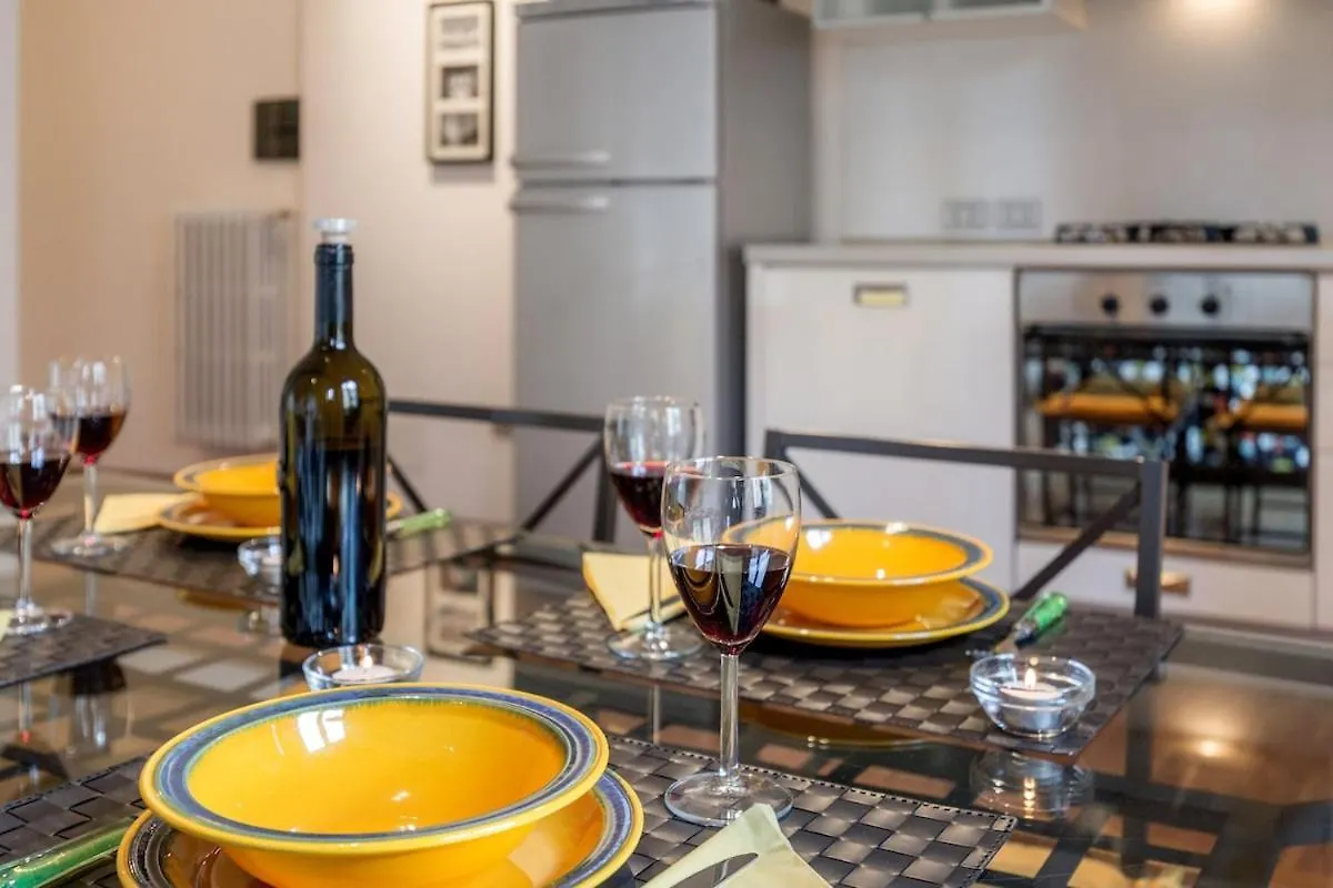 The Italian Courtyard With Free Parking Nearby Apartment Florence